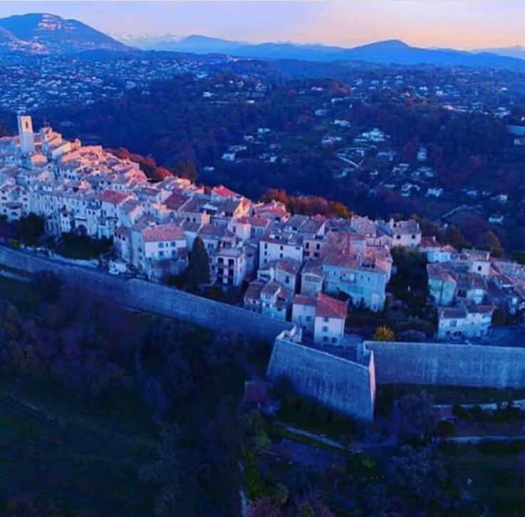 Toile Blanche Hotel Saint-Paul-de-Vence Exterior photo